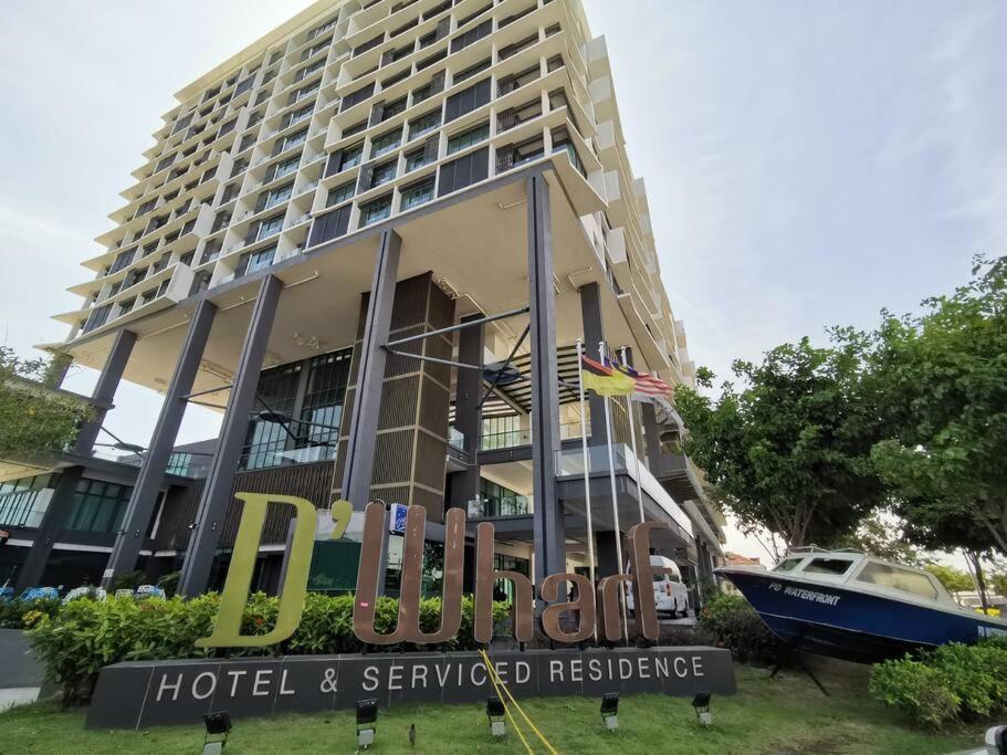 Pd D'Wharf Amazing Seaview Suite 9 Port Dickson Buitenkant foto
